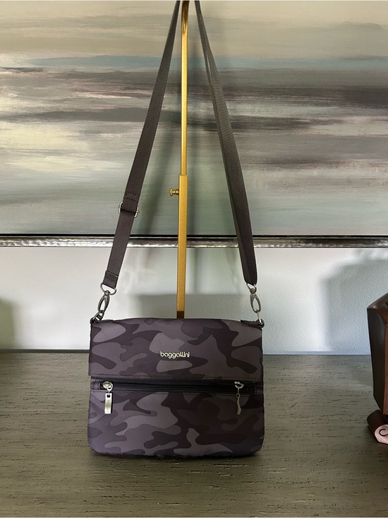 Baggallini Handbags - Baggallini Purple Camo Crossbody Messenger Bag NWOT 9.5x7.5